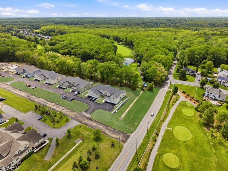 22 Remington Court Howell NJ 07727