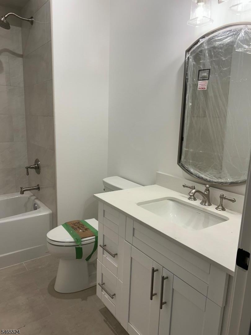22 Remington Court Howell NJ 07727