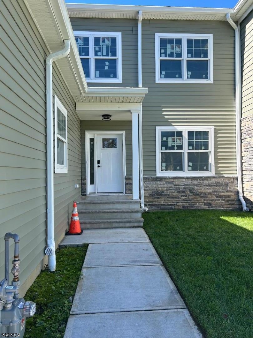 22 Remington Court Howell NJ 07727