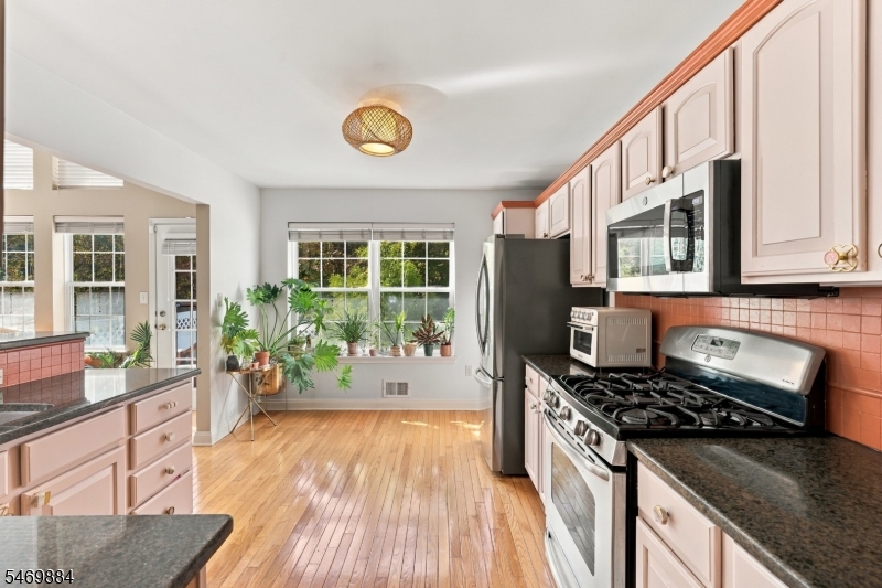 10 Knox Court Bernards NJ 07920