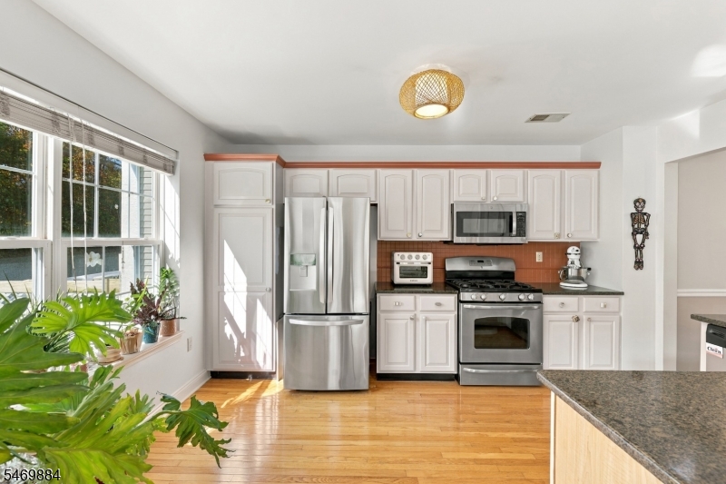 10 Knox Court Bernards NJ 07920