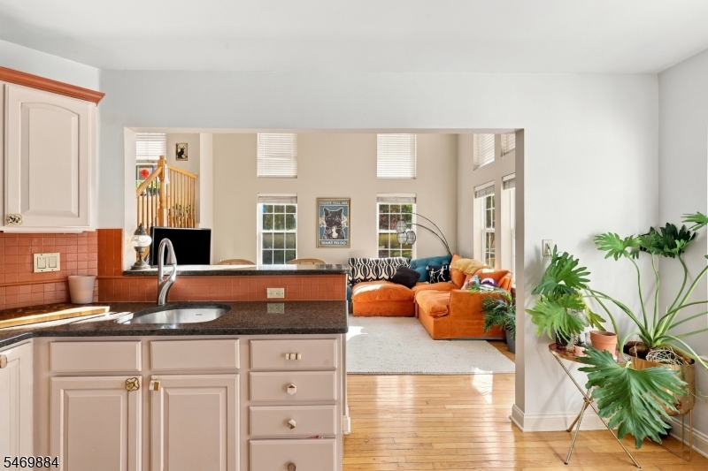 10 Knox Court Bernards NJ 07920