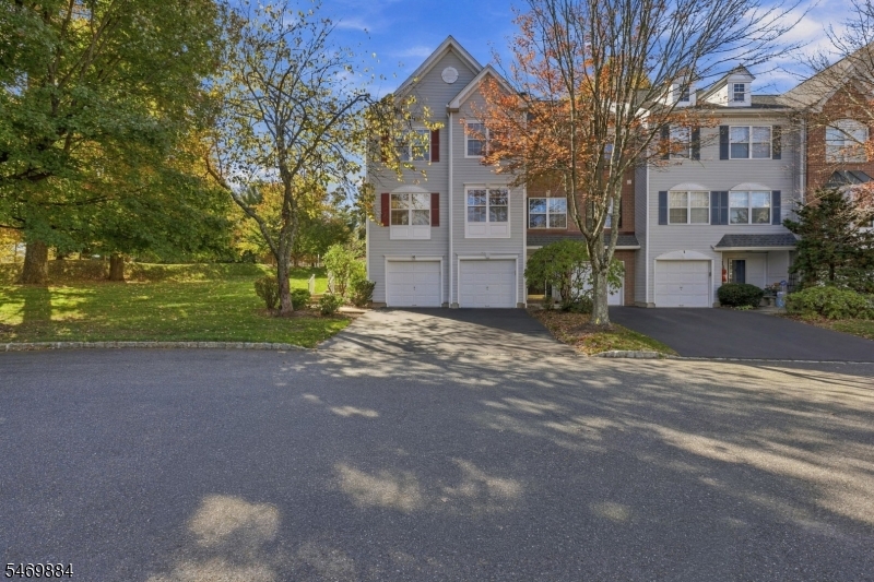 10 Knox Court Bernards NJ 07920