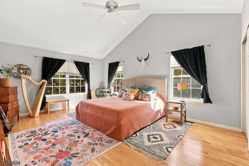10 Knox Court Bernards NJ 07920