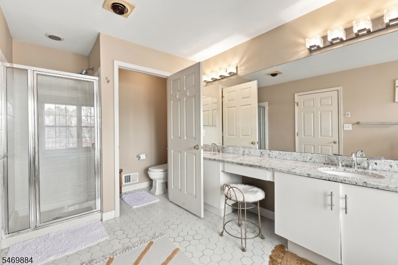 10 Knox Court Bernards NJ 07920