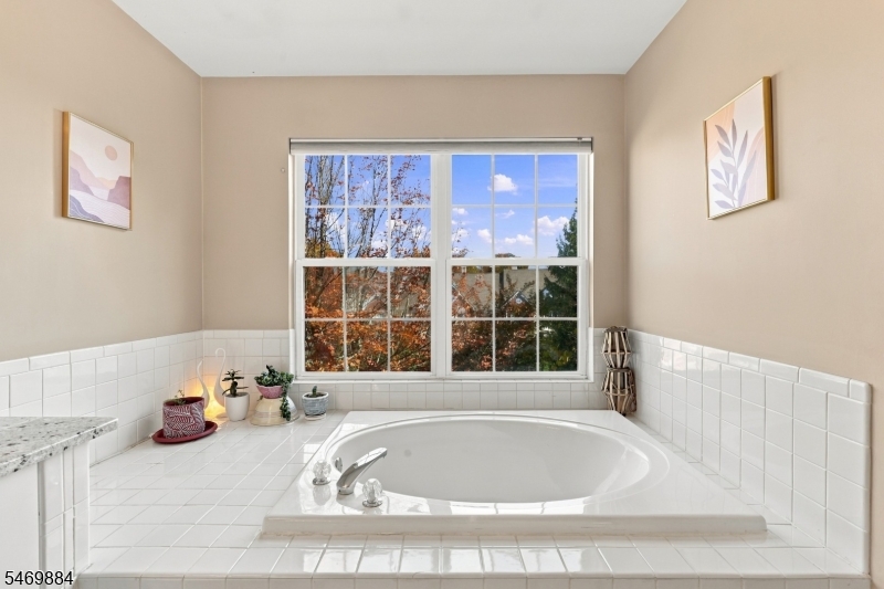 10 Knox Court Bernards NJ 07920