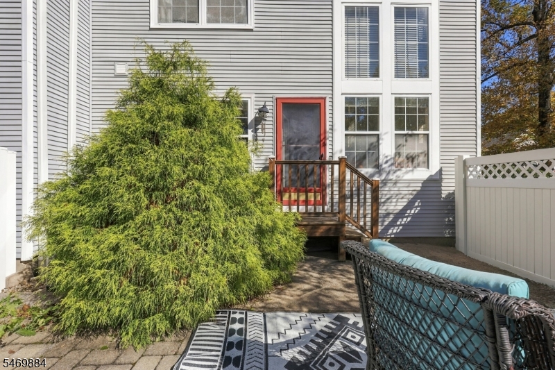 10 Knox Court Bernards NJ 07920
