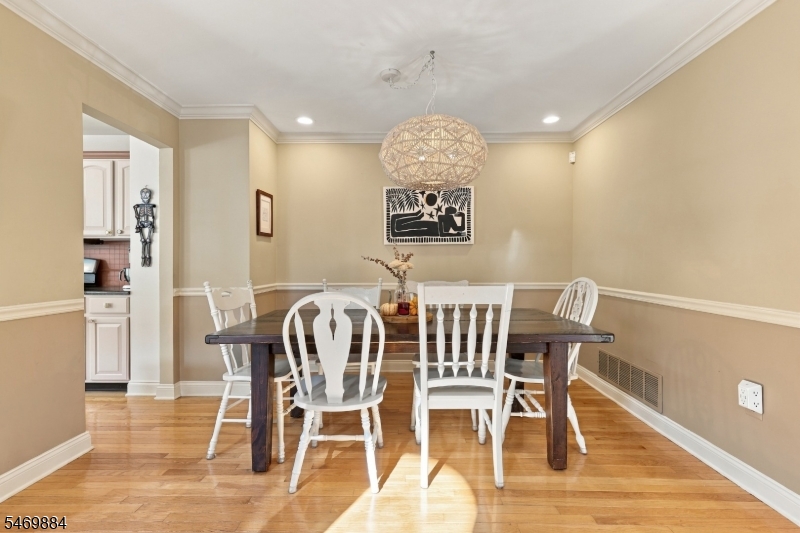 10 Knox Court Bernards NJ 07920