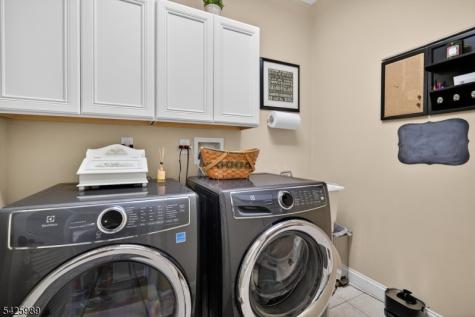 411 Sergeant Drive Lambertville NJ 08530