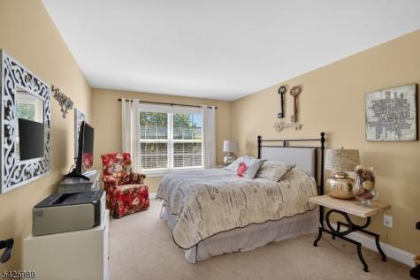 411 Sergeant Drive Lambertville NJ 08530