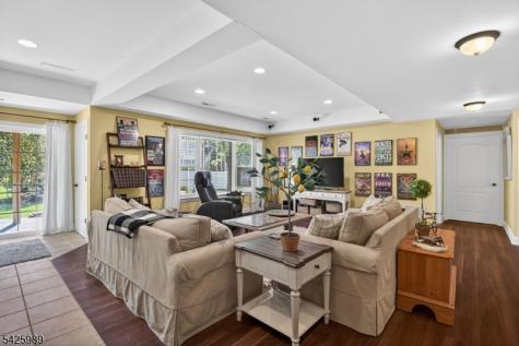 411 Sergeant Drive Lambertville NJ 08530