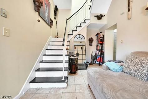 14 Jacques Elizabeth NJ 07201
