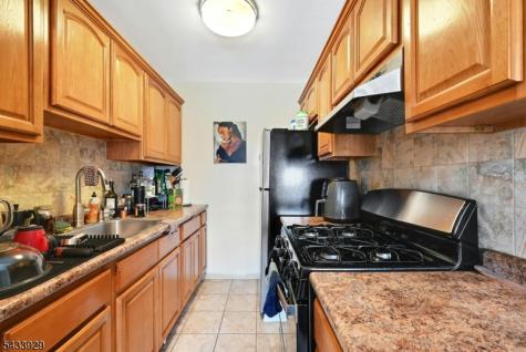 14 Jacques Elizabeth NJ 07201