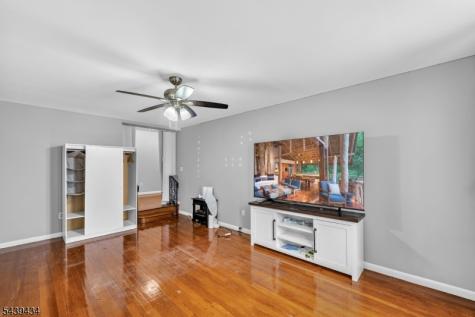 19 Lyons Avenue Newark NJ 07112