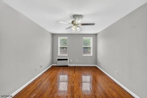 19 Lyons Avenue Newark NJ 07112