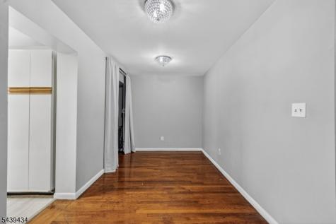 19 Lyons Avenue Newark NJ 07112