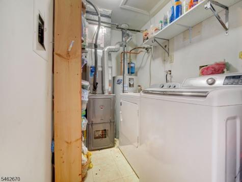 196 Drake Lane Roxbury NJ 07852