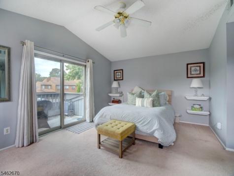 196 Drake Lane Roxbury NJ 07852