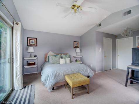 196 Drake Lane Roxbury NJ 07852