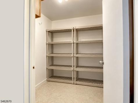 196 Drake Lane Roxbury NJ 07852