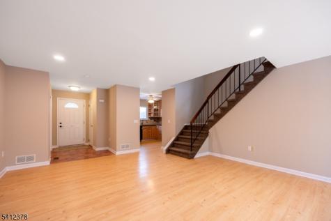 7 Lake Court Raritan NJ 08822