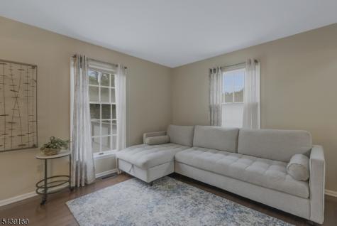 11 Hampton Court Bernards NJ 07920