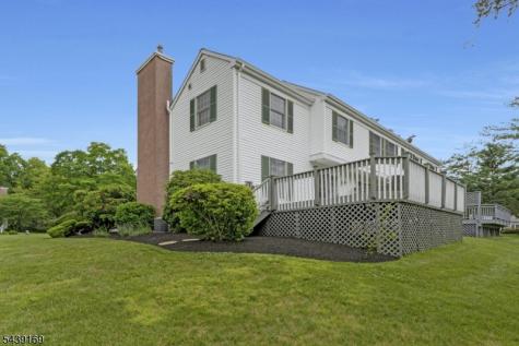 11 Hampton Court Bernards NJ 07920