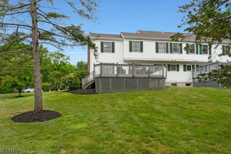 11 Hampton Court Bernards NJ 07920
