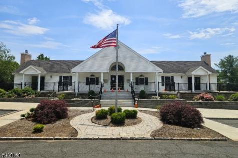 11 Hampton Court Bernards NJ 07920