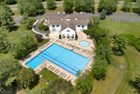 11 Hampton Court Bernards NJ 07920