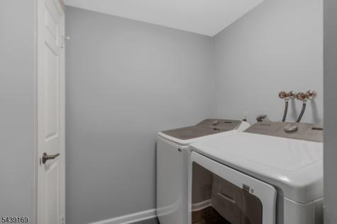 11 Hampton Court Bernards NJ 07920