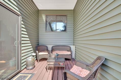 19 Meadowview Drive Clinton NJ 08801