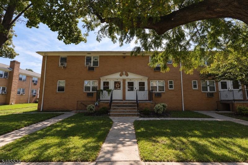 725 Joralemon Street Belleville NJ 07109