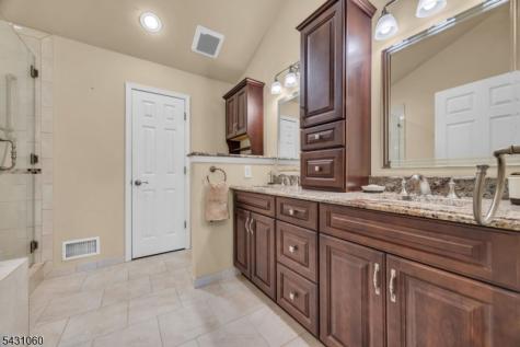 505 Well Sweep Road Readington NJ 08889