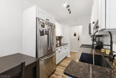 462 River Road Nutley NJ 07110