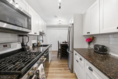 462 River Road Nutley NJ 07110