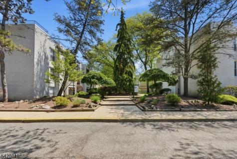 462 River Road Nutley NJ 07110