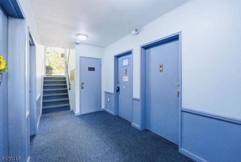 462 River Road Nutley NJ 07110