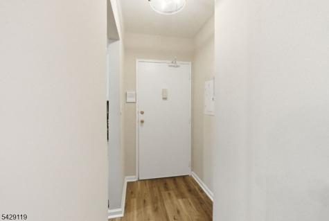 462 River Road Nutley NJ 07110