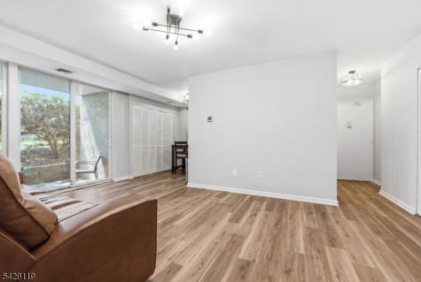 462 River Road Nutley NJ 07110