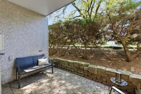 462 River Road Nutley NJ 07110