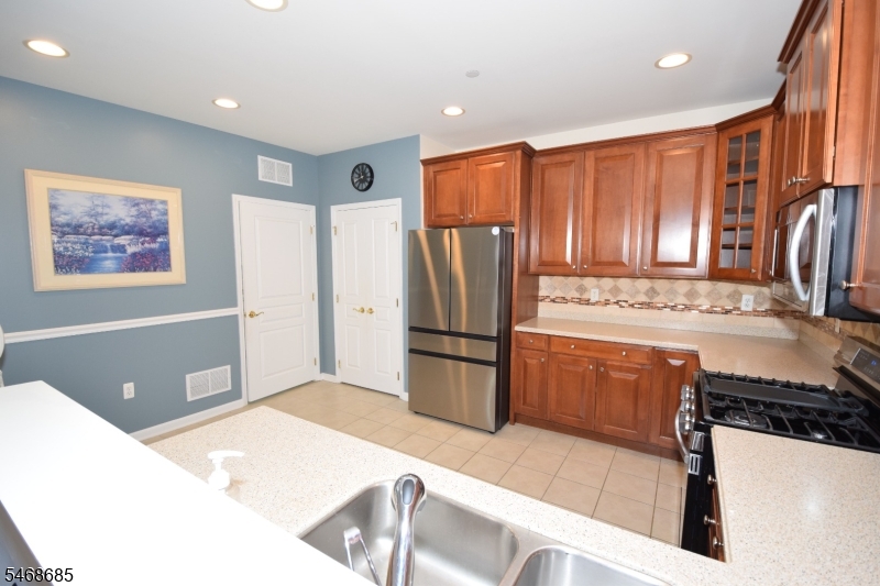 6208 Westover Way Franklin NJ 08873