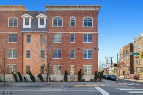 974 Summit Avenue Jersey City NJ 07307