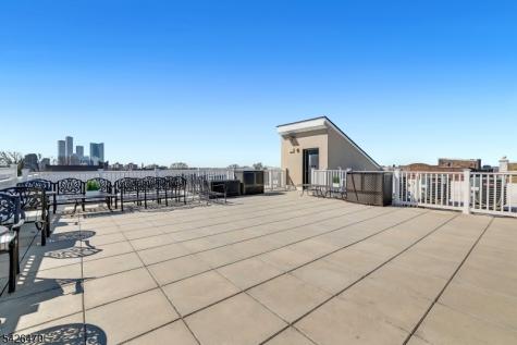 974 Summit Avenue Jersey City NJ 07307