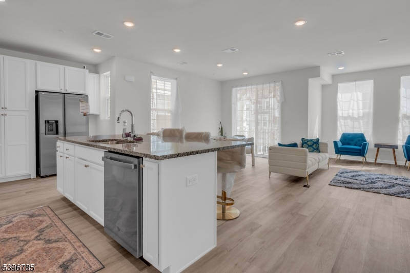 204 Honeysuckle Lane Warren NJ 07059