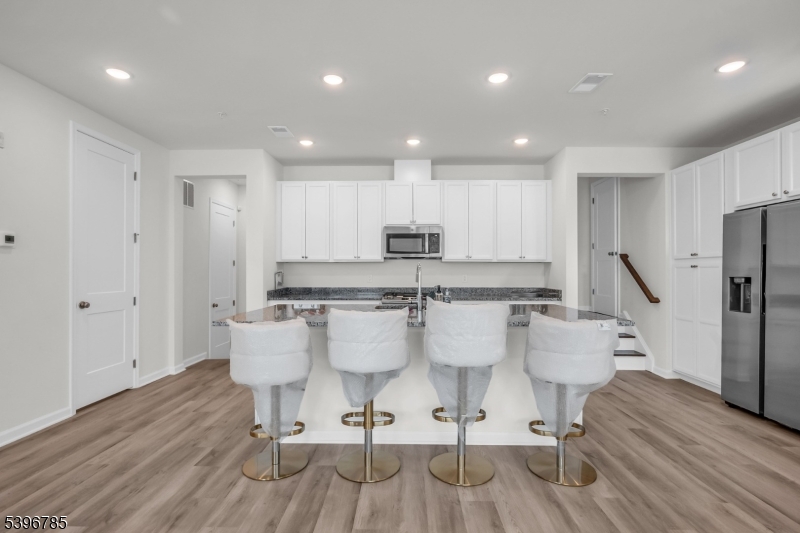 204 Honeysuckle Lane Warren NJ 07059