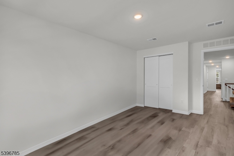 204 Honeysuckle Lane Warren NJ 07059