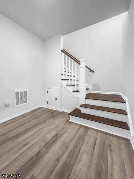 204 Honeysuckle Lane Warren NJ 07059