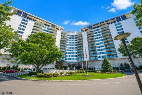 1 Claridge Drive Verona NJ 07044