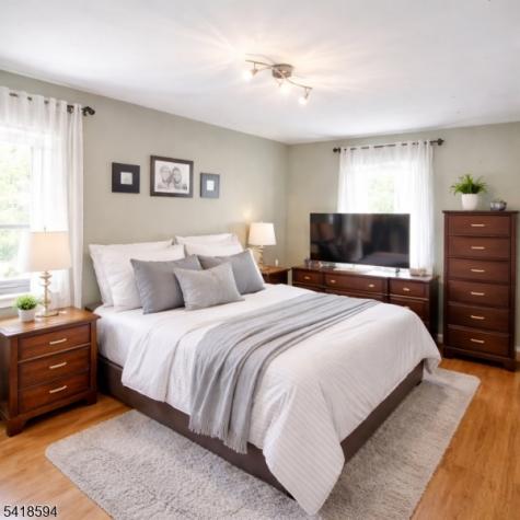 23 Carolyn Terrace Roselle NJ 07203